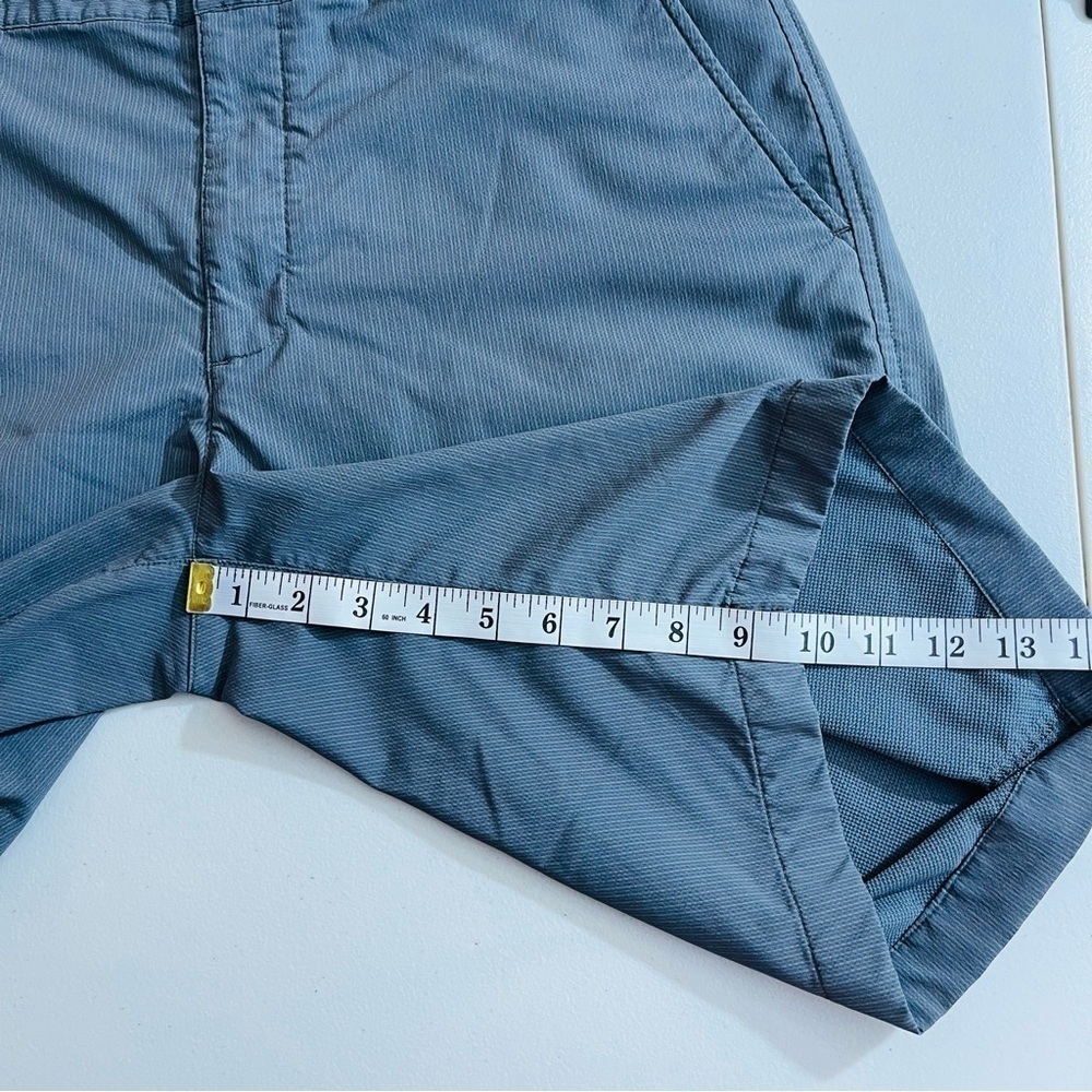 Under Armour Activewear High Rise Athletic Golf Shorts Men Size 34 Gray Pockets - Picture 8 of 9
